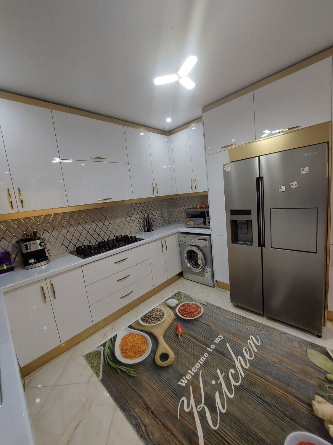 کابینت هایگلاس ترک/سفیدطلایی|مصالح و تجهیزات ساختمان|قم, کلهری|دیوار