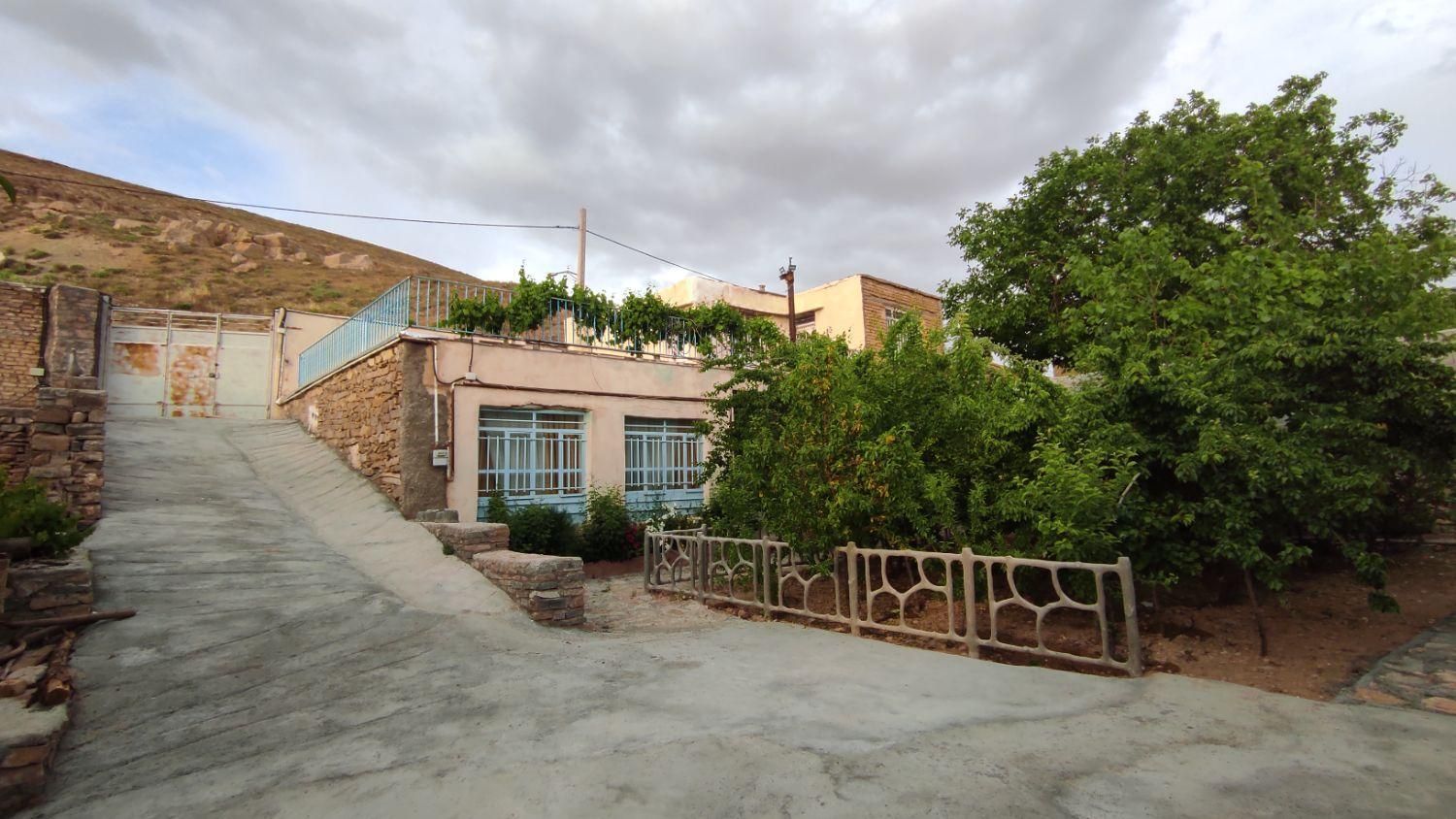 باغ ویلا و خانه مسافر(بوم گردی و گردشگری)|اجارهٔ کوتاهمدت ویلا و باغ|سمیرم, |دیوار