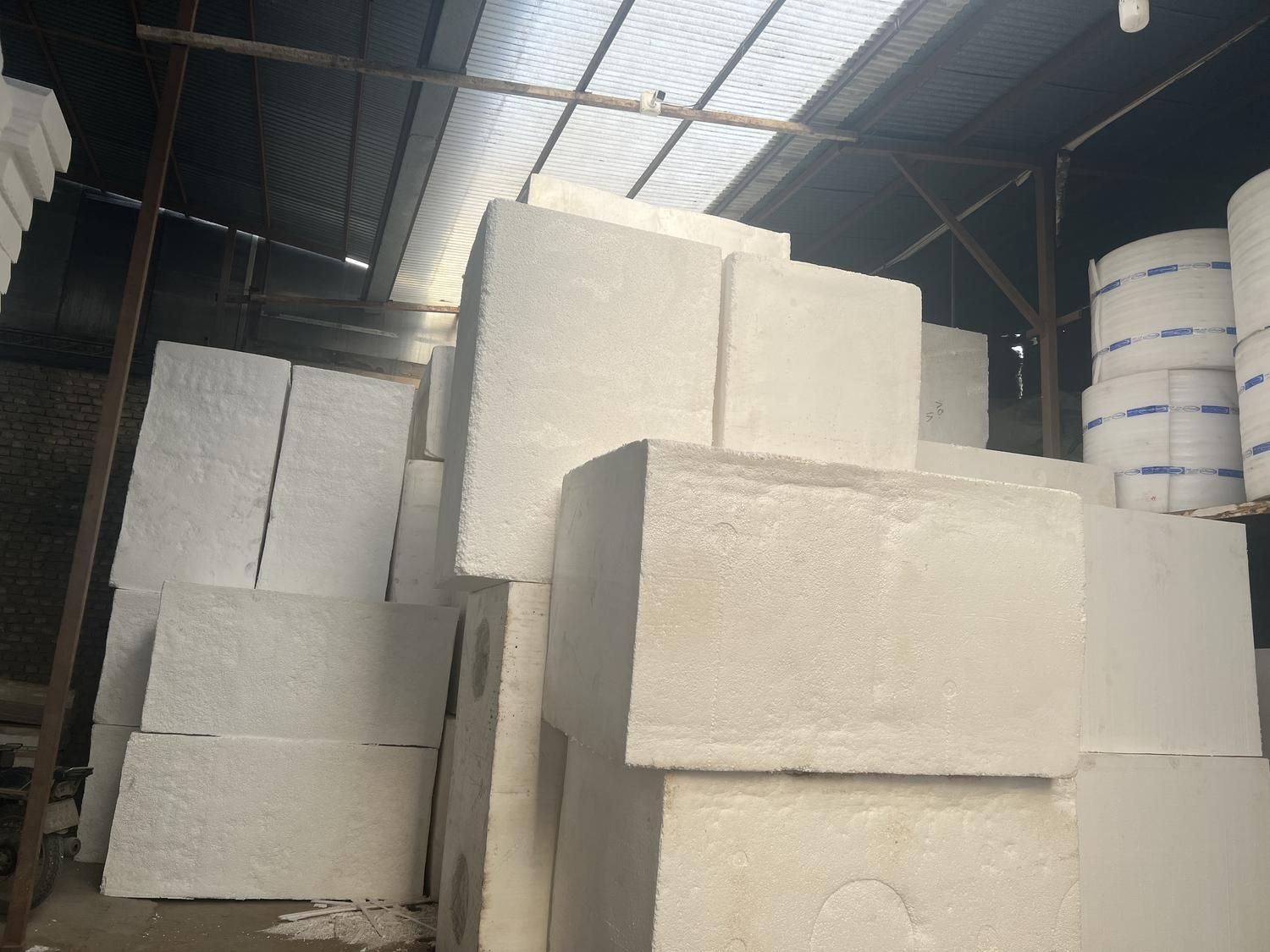 اکاستیو برگی.یونولیت برگی.متالایز|عمده‌فروشی|مشهد, نوید|دیوار