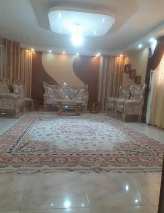 منزل مبله صدرا|اجارهٔ کوتاه‌مدت آپارتمان و سوئیت|شیراز, شهرک گلستان|دیوار