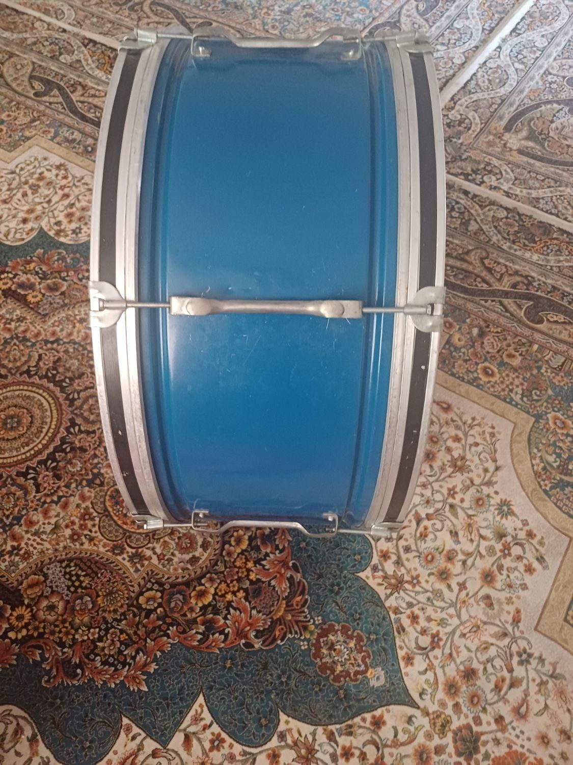 طبل در حدنو|درام و پرکاشن|رباط‌کریم, |دیوار