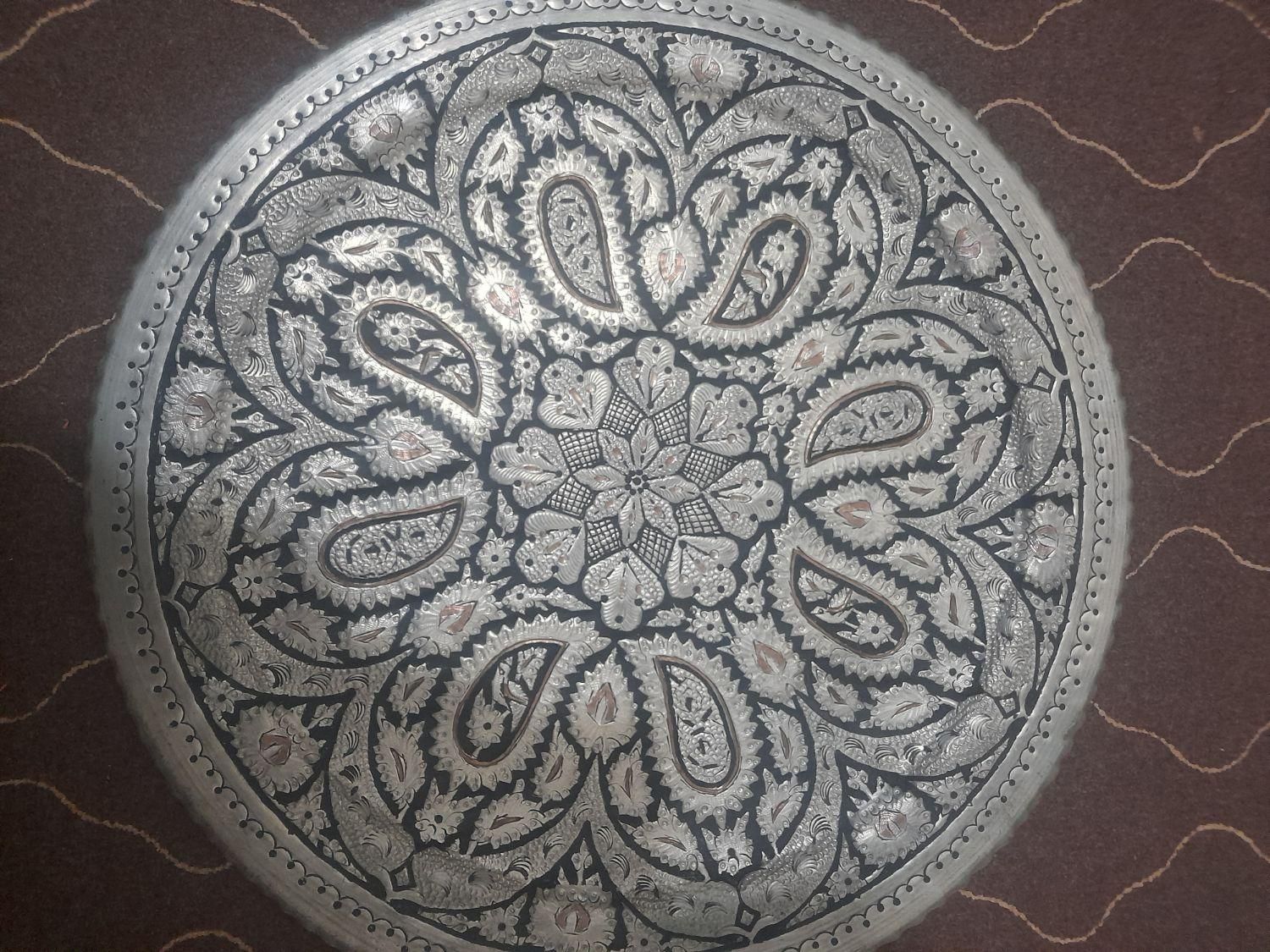 سینی مسی کار دست قدیمی|صنایع دستی و سایر لوازم تزئینی|کرج, حصارک|دیوار