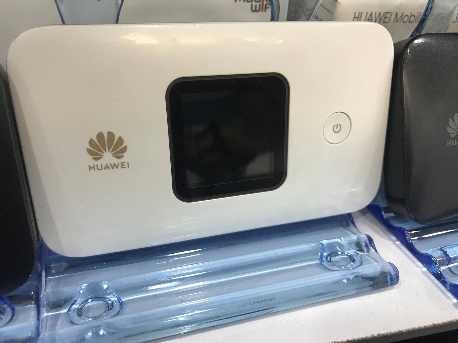 مودم هواوی E5785 cat7 پشتبانی از TD-LTEو4.5G|مودم و تجهیزات شبکه|اصفهان, خرم|دیوار