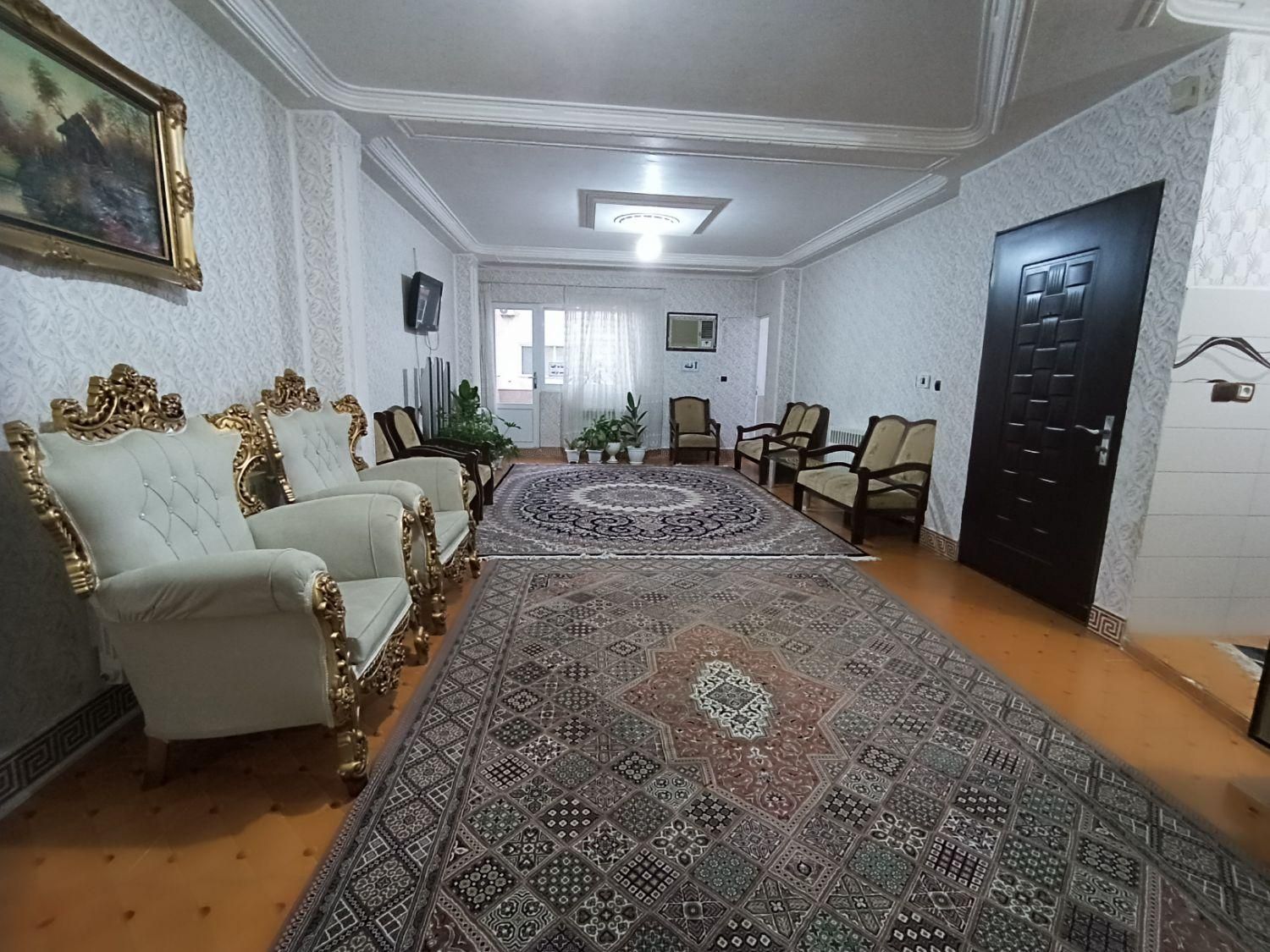 اجاره شبانه آپارتمان در رشت انصاری خ ارشاد|اجارهٔ کوتاه‌مدت آپارتمان و سوئیت|رشت, اسماعیل آباد|دیوار