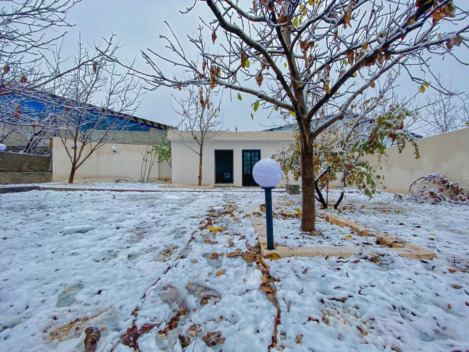 اجاره منزل ویلایی دربست در سپیدان همایجان سربست|اجارهٔ کوتاه‌مدت ویلا و باغ|همایجان, |دیوار