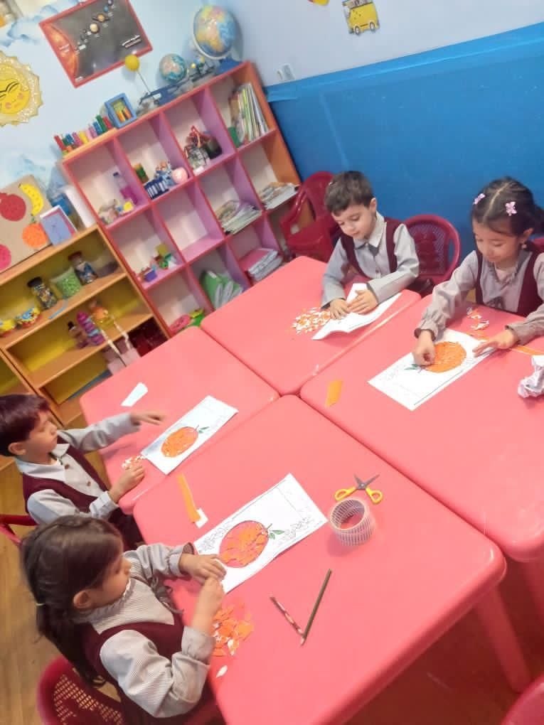 کودکستان نوشین ۱۰ماهه تا۶سال هر روز۶/۵ صبح تا ۵عصر|خدمات آموزشی|اصفهان, سپاهان‌شهر|دیوار