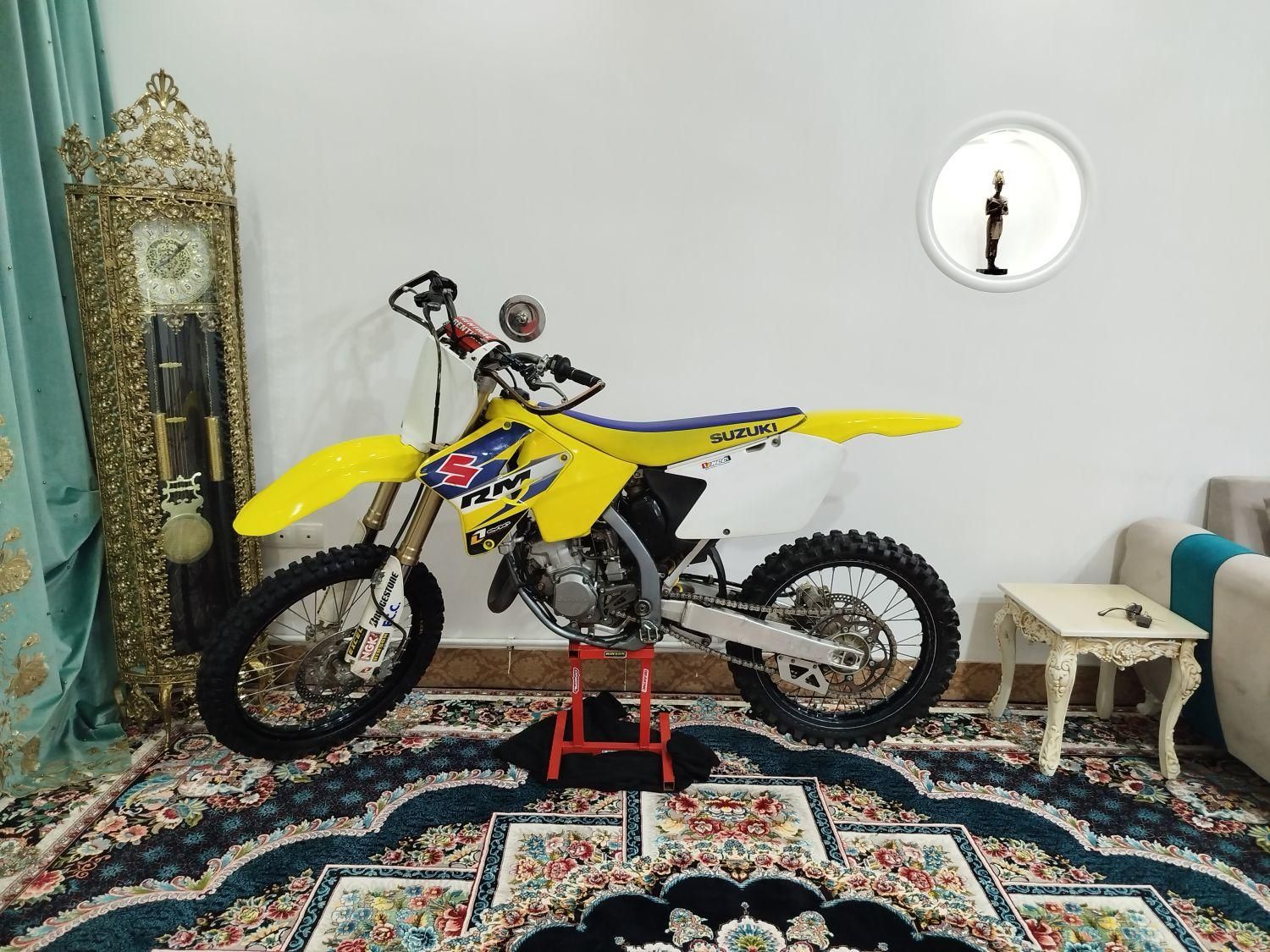 کراس rm rmx cr crf kx kxf yz yzf crm wrتریل|موتورسیکلت|تهران, آهنگ|دیوار