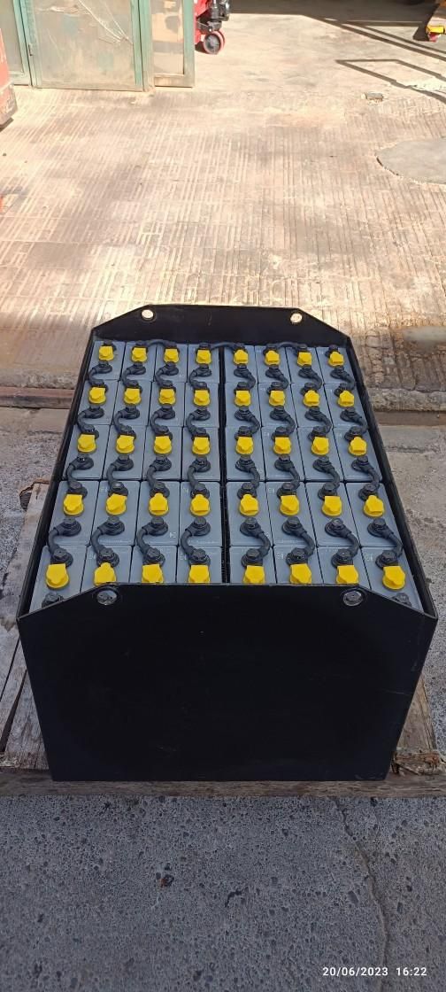 شارژر نو استوک باطری لیفتراک باتری لیفتراک شارژی|ماشین‌آلات صنعتی|اردبیل, |دیوار