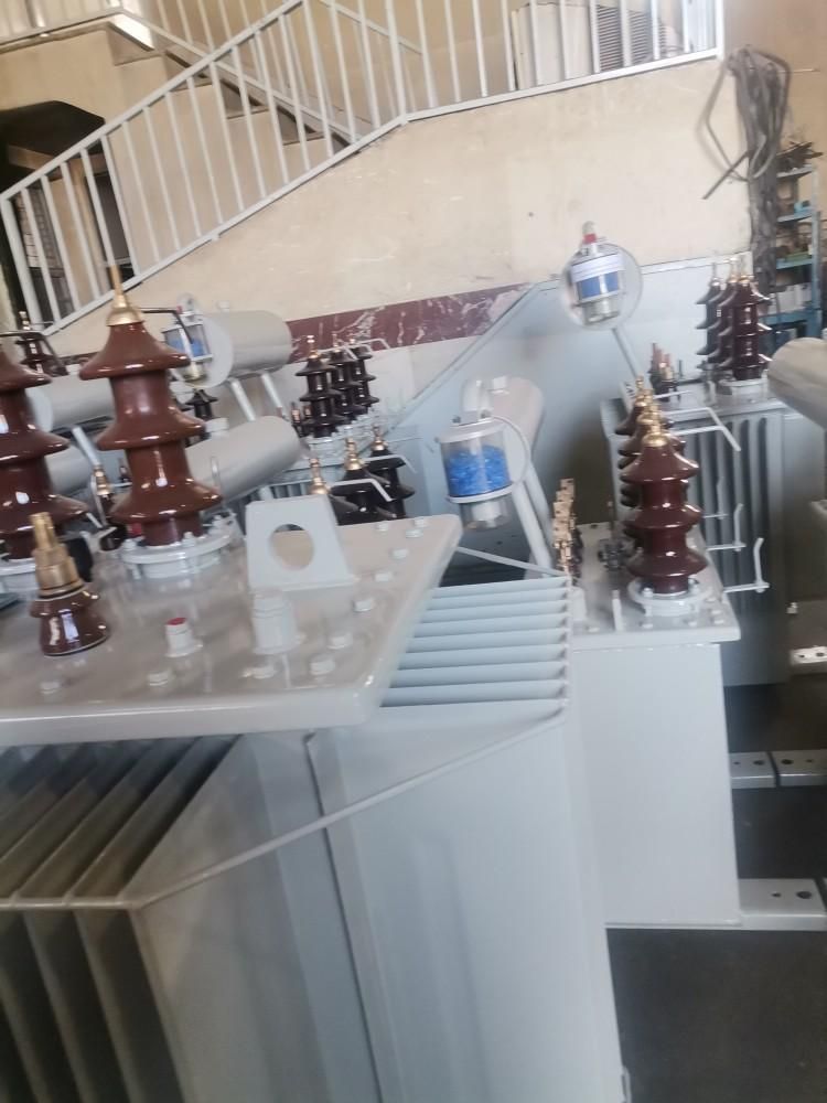 ترانسفورماتور در حد نو / ترانس برق در حد نو|خدمات پیشه و مهارت|سمنان, |دیوار