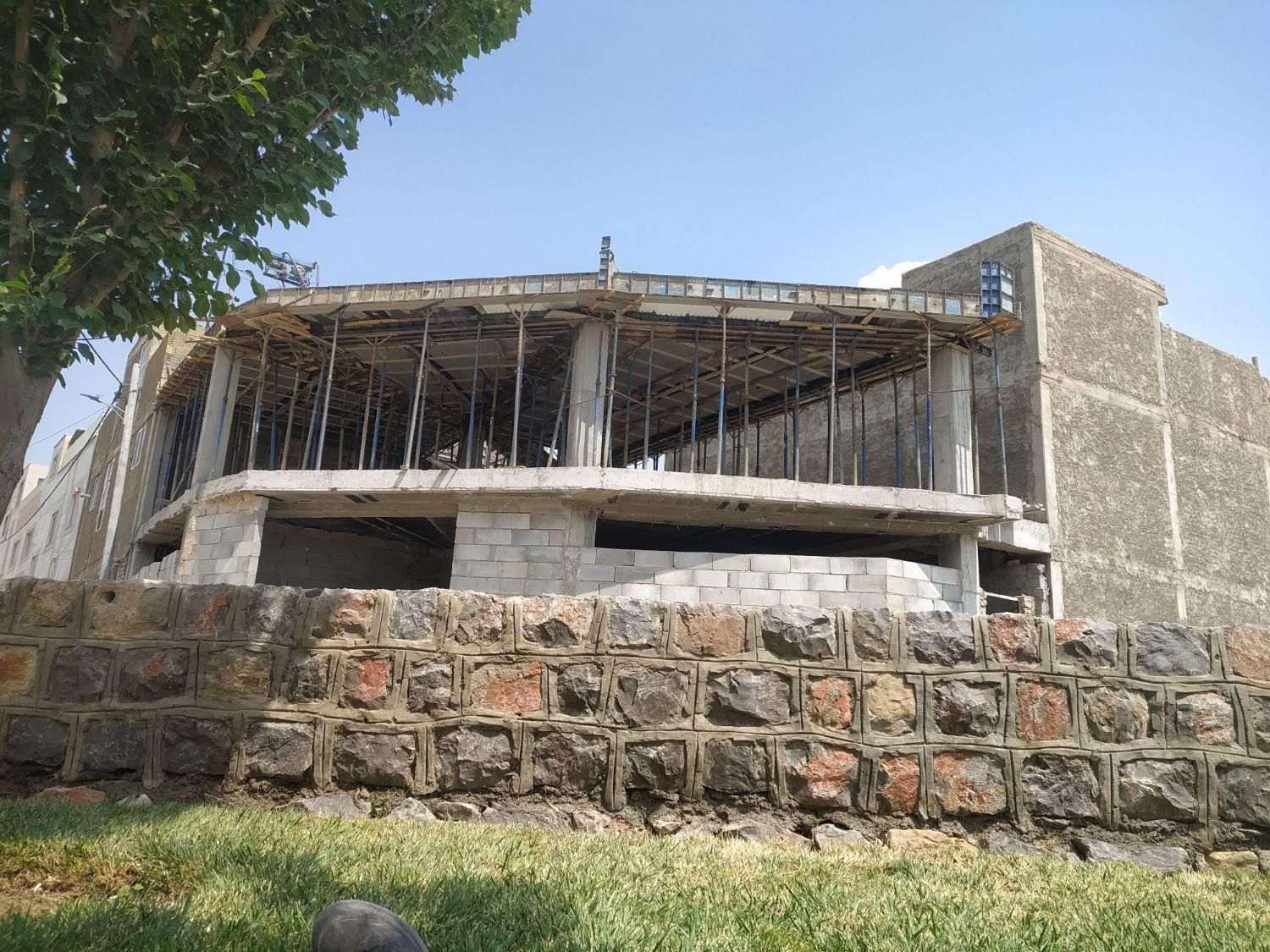 اجرای سقف ارماتوربندی وقالبندی فنداسیون|خدمات پیشه و مهارت|اصفهان, ملک‌شهر|دیوار