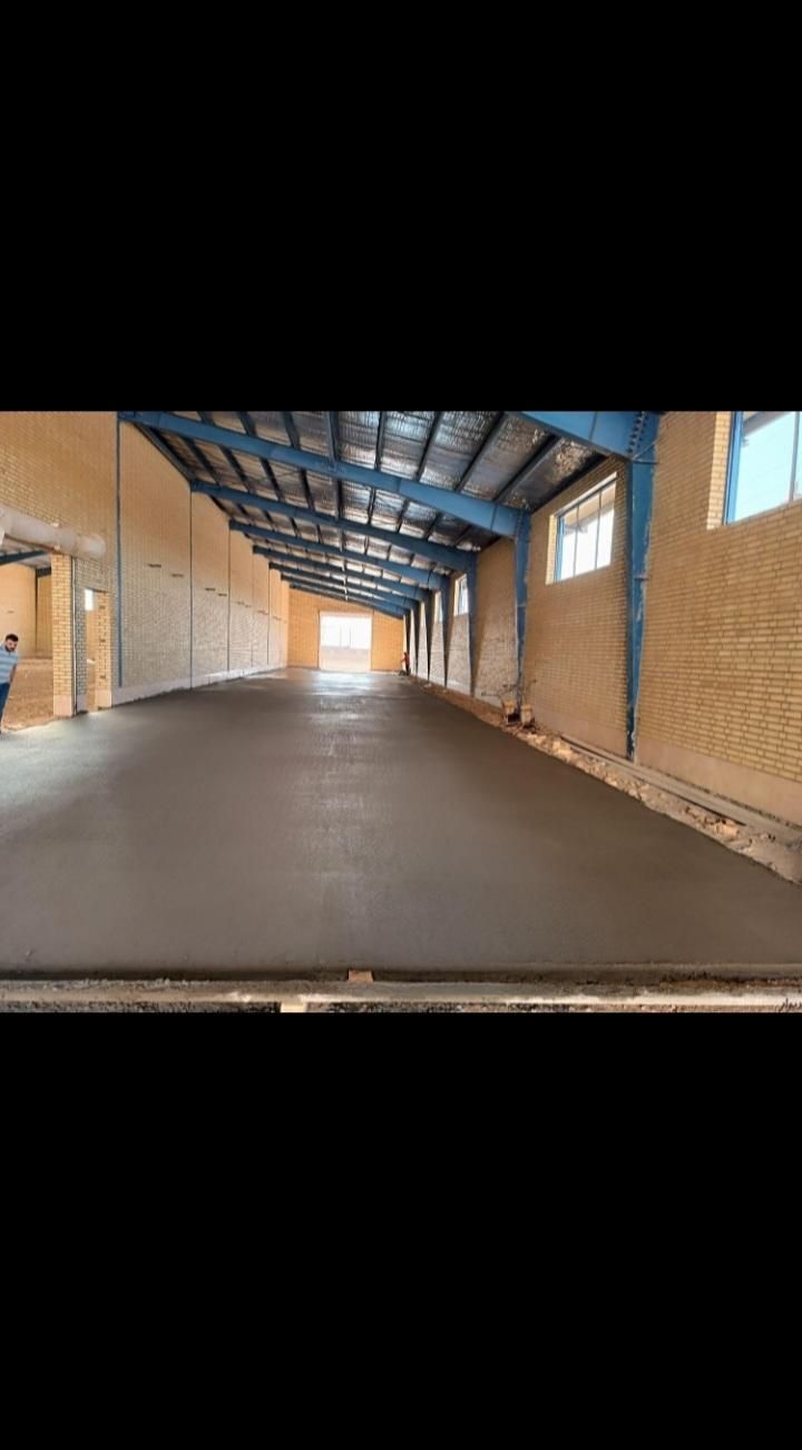 اجرای بتن ریزی باماله پروانه ای وتراز لیزری|خدمات پیشه و مهارت|کرج, کمالشهر|دیوار