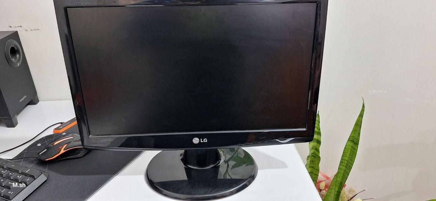 مانیتور استوک ال جی  سایز 19 اینچ LCD|قطعات و لوازم جانبی رایانه|بوشهر, |دیوار