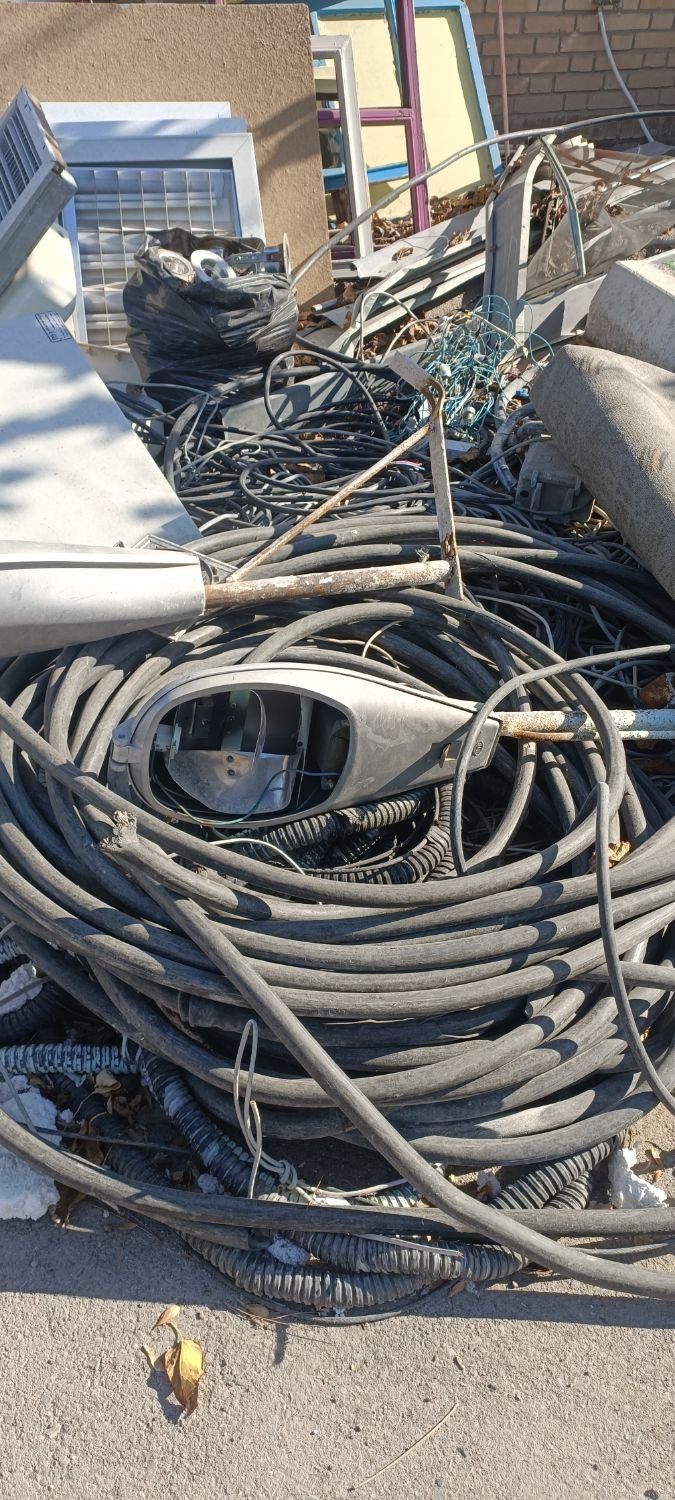 .فروش.خرید ضایعات فلزی آلمینیوم آهن چدن برنج شوفاژ|عمدهفروشی|مشهد, احمدآباد|دیوار