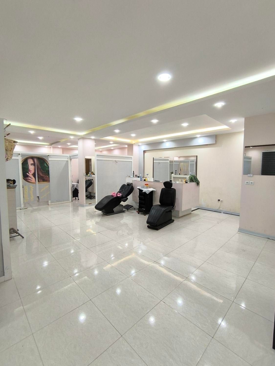 ۱۱۸ متر آپارتمان/تجاری/مطهری|فروش دفتر کار، اتاق اداری، مطب|خرم‌آباد, |دیوار