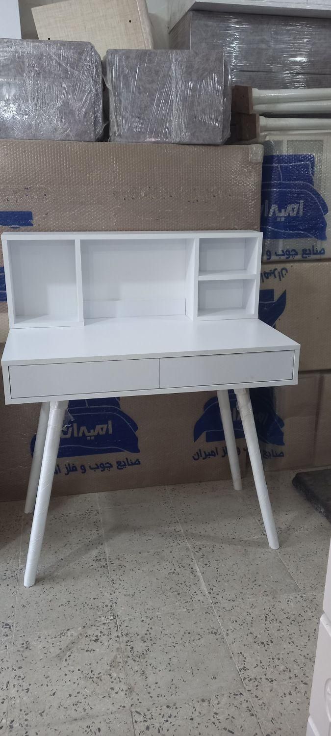 میزتحریر|میز تحریر و کامپیوتر|جم, |دیوار