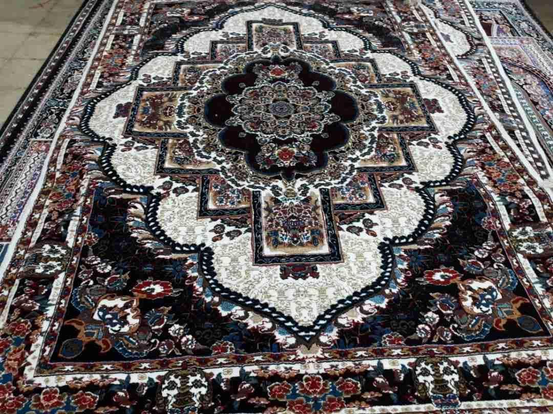 12متری700شانه آکبندمناسب برای عروس داماد700شانه|فرش|اردبیل, |دیوار
