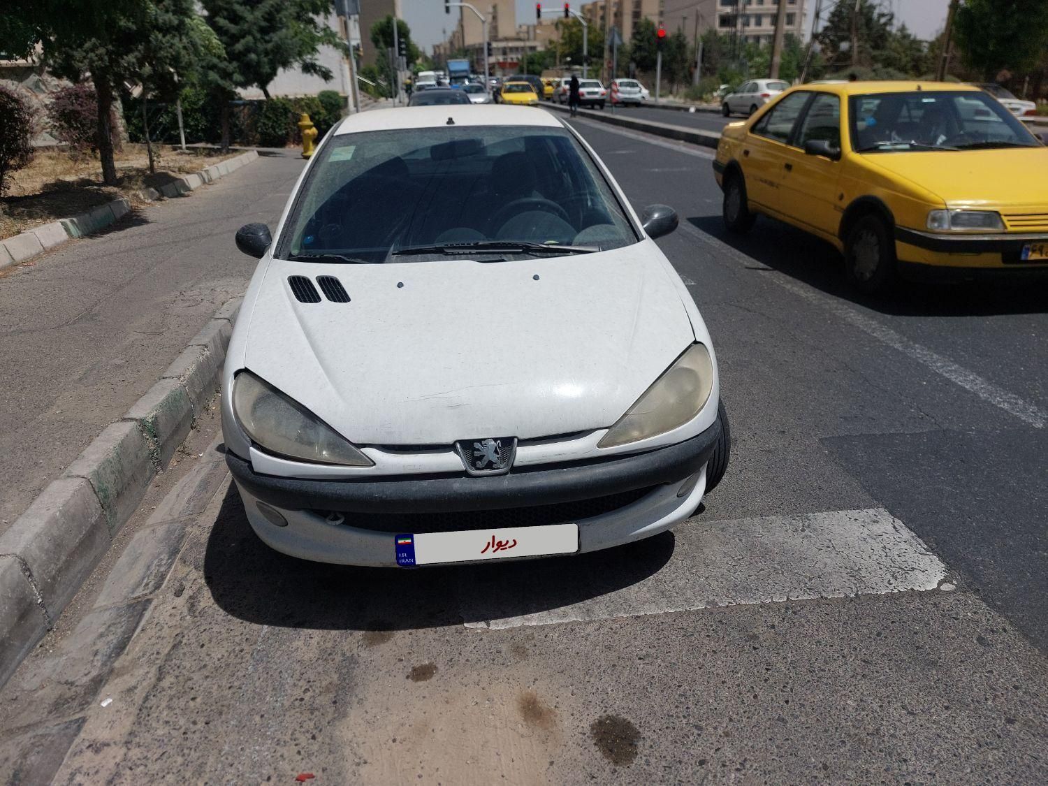 پژو 206 SD V20، مدل ۱۳۹۰|خودرو سواری و وانت|تهران, باغ فیض|دیوار