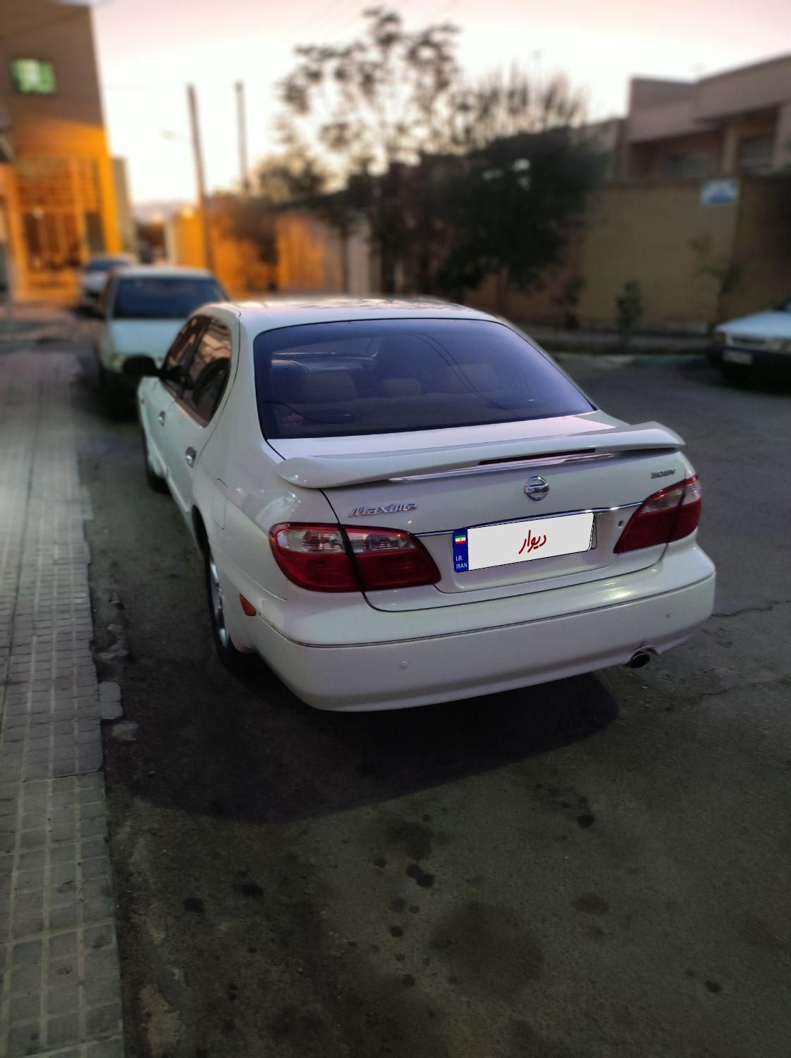 نیسان ماکسیما مونتاژ اتوماتیک، مدل ۱۳۸۹|خودرو سواری و وانت|یزد, |دیوار
