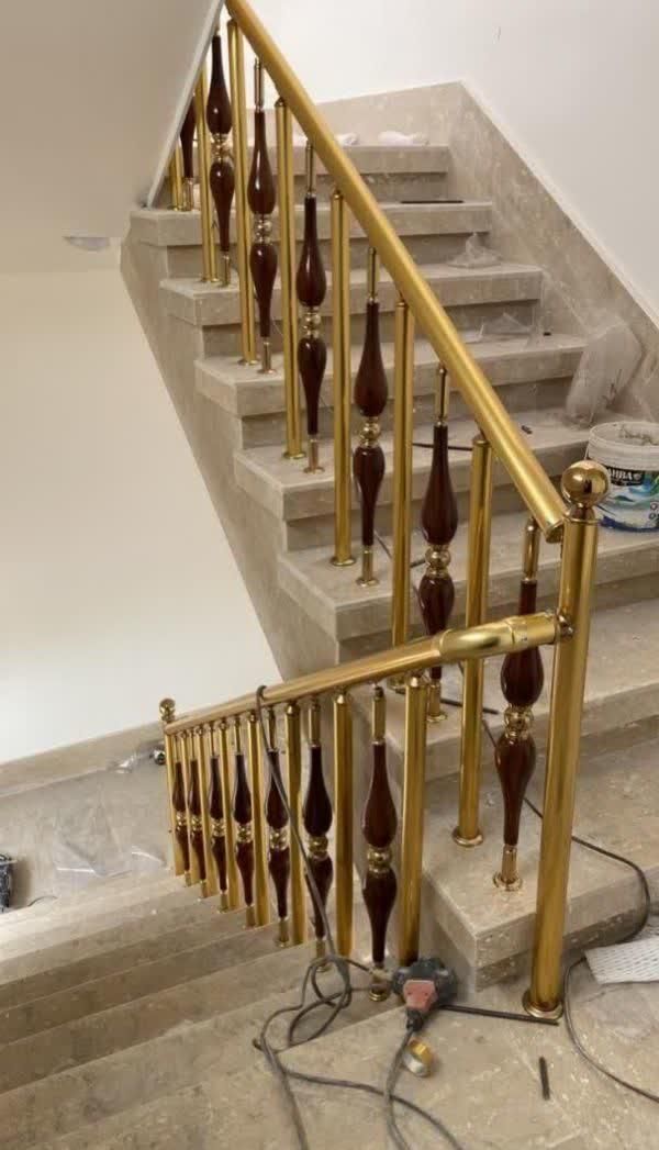 اجرانرده و حفاظ استیل حفاظ بالکن|خدمات پیشه و مهارت|ساوه, |دیوار