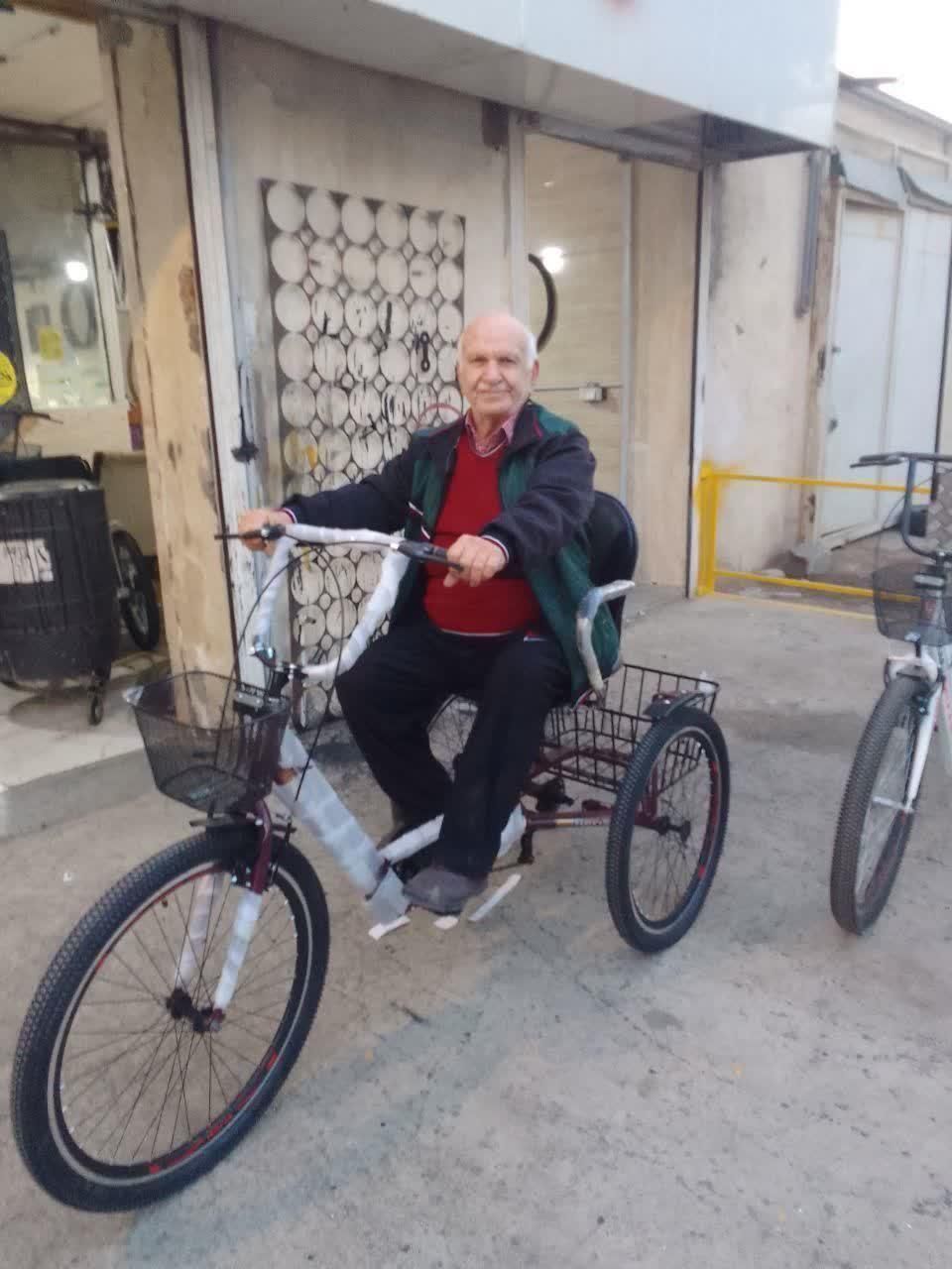 دوچرخه اقایان خانمها|دوچرخه، اسکیت، اسکوتر|رشت, بازار|دیوار