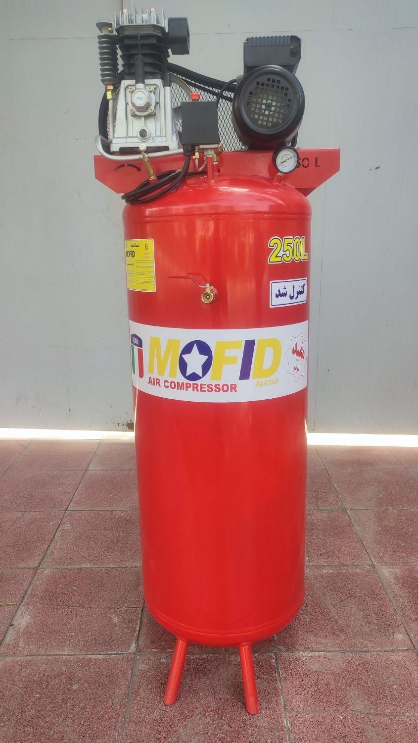 کمپرسور 250 لیتری روغنی ایستاده|ماشین‌آلات صنعتی|تهران, شهید رجایی|دیوار