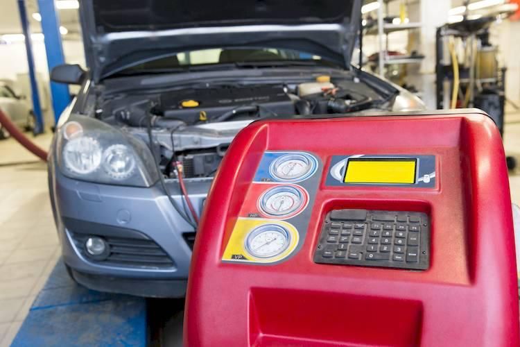 تعمیرات کولر و شارژ گاز خودرو ،تست و نشتیابی UV|خدمات موتور و ماشین|تهران, مهران (سیدخندان)|دیوار