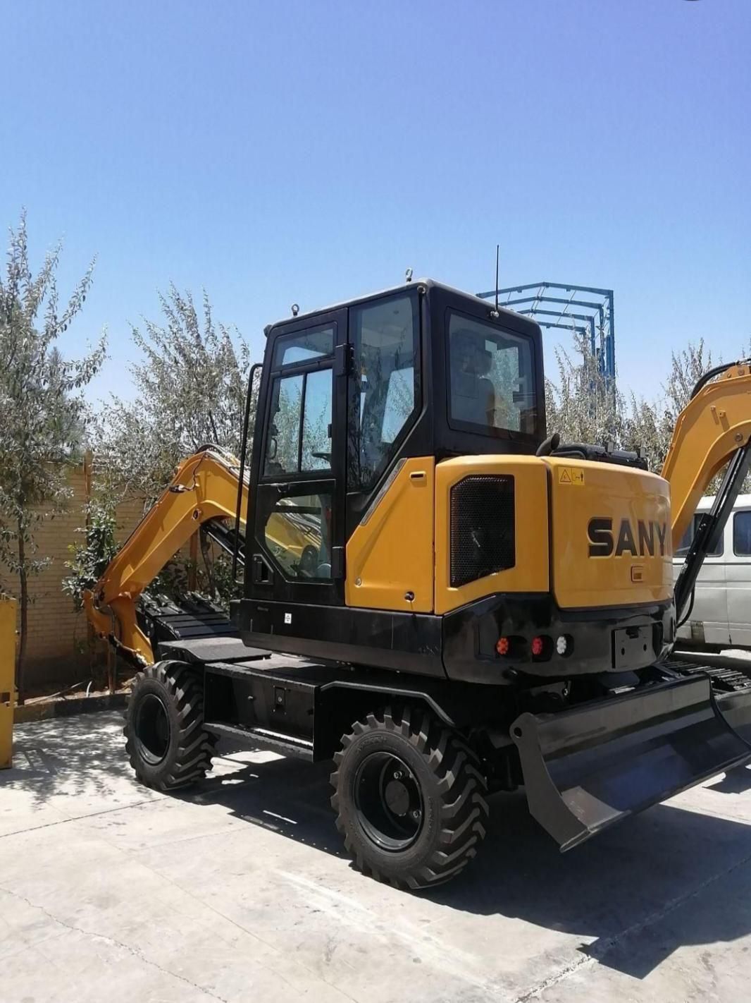 فروش مینی بیل ۶۵ سانی|خودرو سنگین|اصفهان, آبشار|دیوار