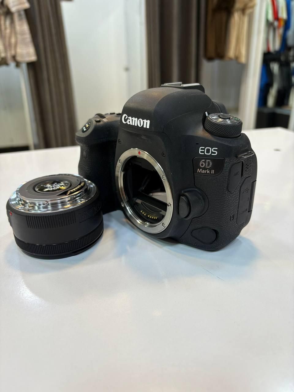 دوربین عکاسی و فیلم برداری canon 6d mark 2|دوربین عکاسی و فیلم‌برداری|تهران, افسریه|دیوار