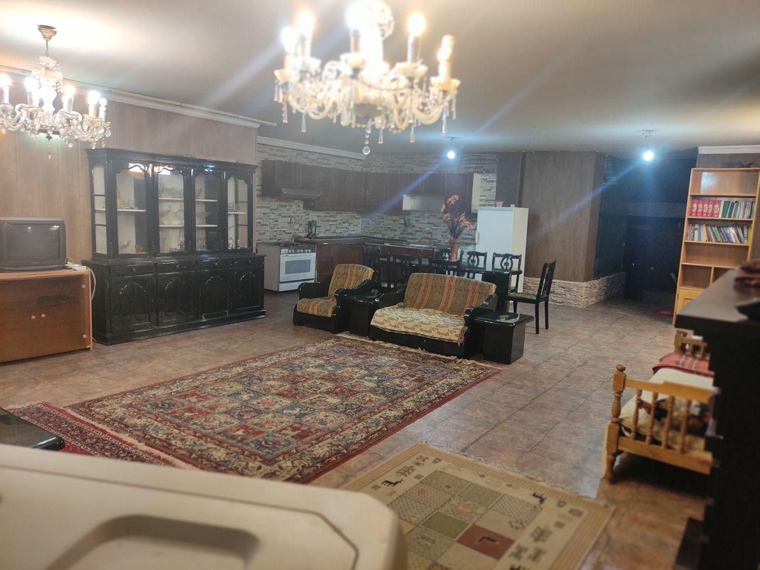 اجاره روزانه/هفتگی /ماهانه/آپارتمان مرکز شهر 33پل|اجارهٔ کوتاه‌مدت آپارتمان و سوئیت|اصفهان, خلجا|دیوار