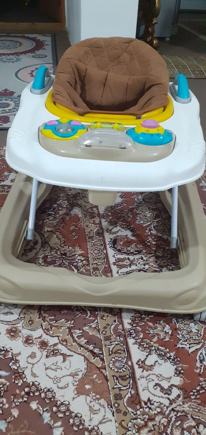 روروئک|کالسکه و لوازم جانبی|آمل, |دیوار