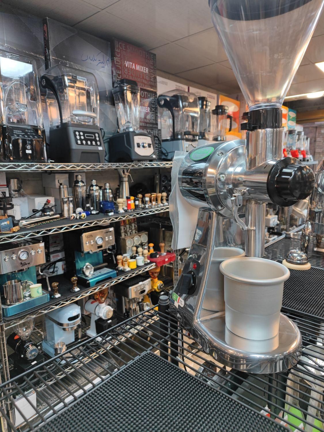 آسیاب گرایندر فله زن قهوه شتری فاما صنعتی ارغوان|کافیشاپ و رستوران|اندیشه, شهرک کوثر|دیوار