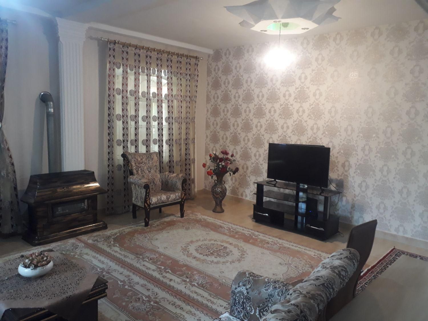 سوئیت آپارتمان/ویلای استخردار/ ویلا جنگلی/ساحلی|اجارهٔ کوتاه‌مدت آپارتمان و سوئیت|آستارا, |دیوار