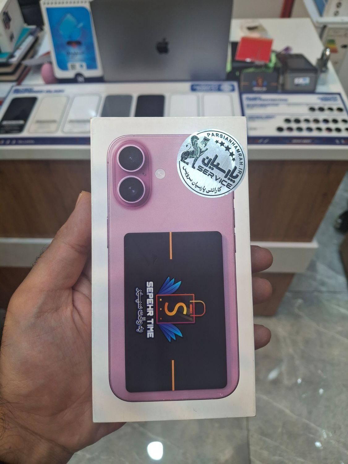 اپل iPhone 16 با حافظهٔ ۱۲۸ گیگابایت|موبایل|تهران, صادقیه|دیوار