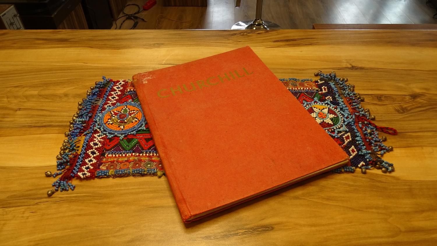 کتاب چرچیل|کتاب و مجله تاریخی|تهران, آجودانیه|دیوار
