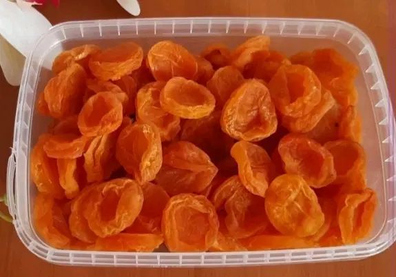 برگه زرد آلو قیصی آفتابی تیزابی خوش مزه شیرین|خوردنی و آشامیدنی|تهران, کامرانیه|دیوار