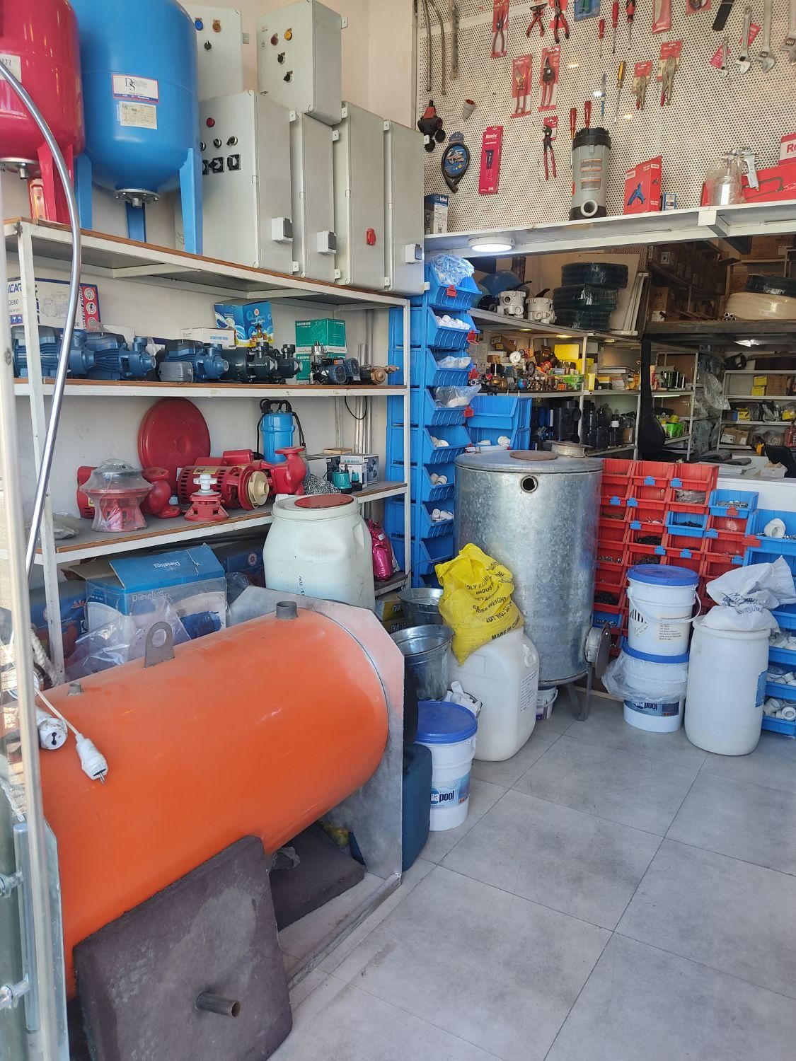 پخش لوازم استخر و جکوزی|مصالح و تجهیزات ساختمان|فردیس, منظریه|دیوار