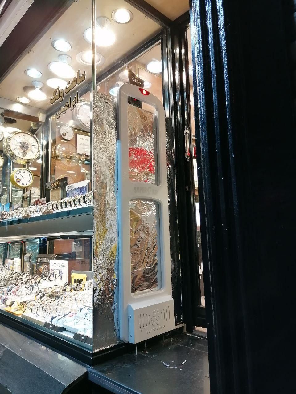گیت فروشگاهی پوشاک فروشگاه/پوشاک ساعت/ AMوRF تگ|فروشگاه و مغازه|تهران, ایرانشهر|دیوار