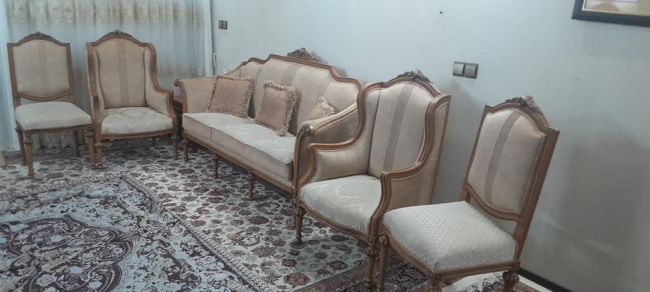 مبلمان ۷نفره کلاسیک|مبلمان خانگی و میز عسلی|اصفهان, جی شیر|دیوار