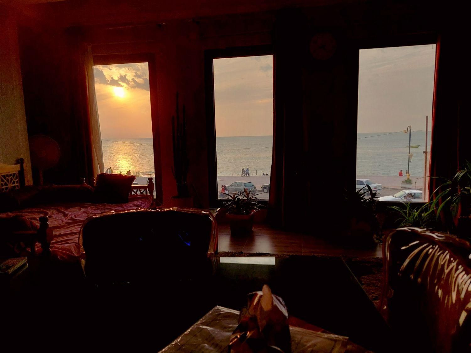 اپارتمان مبله رو به دریا|اجارهٔ کوتاه‌مدت آپارتمان و سوئیت|بوشهر, |دیوار