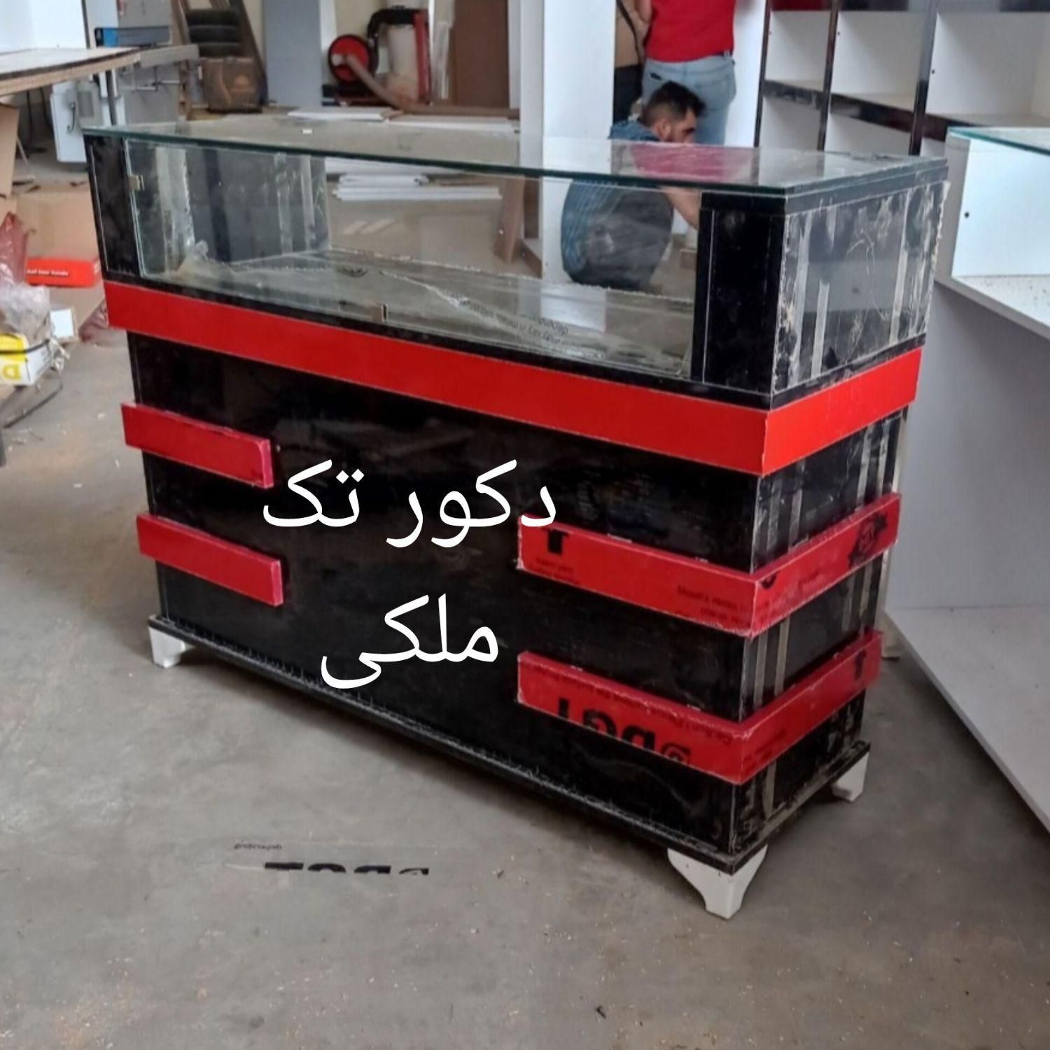 رگال جوشی پیشخوان دکور ساعت ویترین قفسه|فروشگاه و مغازه|تهران, فردوسی|دیوار