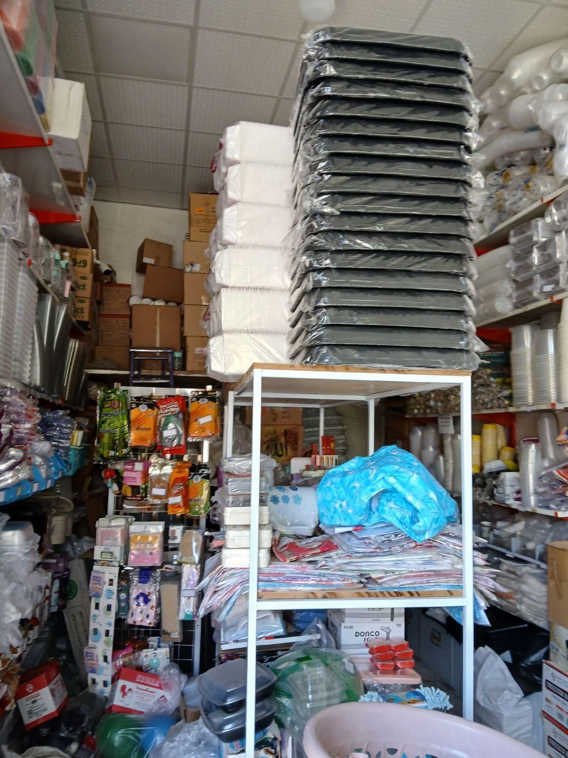 ظروف یکبار مصرف میلاد|ظروف نگهدارنده، پلاستیکی، یک‌بارمصرف|یزد, |دیوار