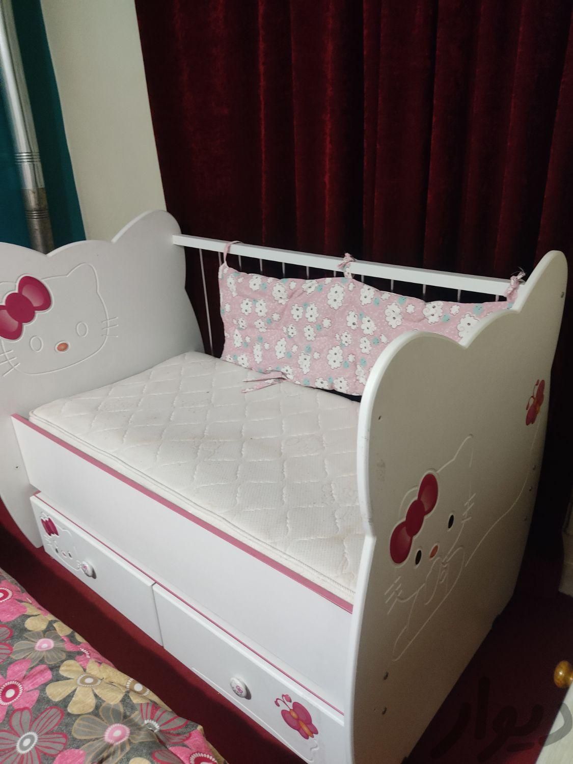 تخت گهواره ای شو   نوزاد|تخت و صندلی بچه|تهران, خاک سفید|دیوار