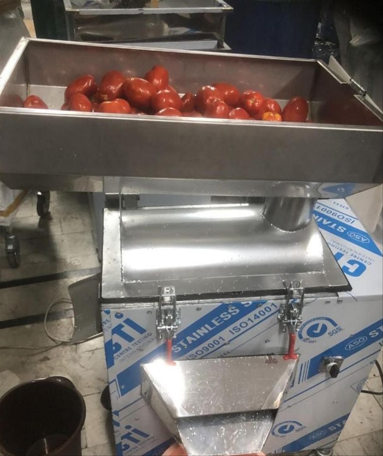 دستگاه آبگوجه گیری+آبلیمو گیر+غوره+خمیر گیر ضمانت|فروشگاه و مغازه|زنجان, |دیوار