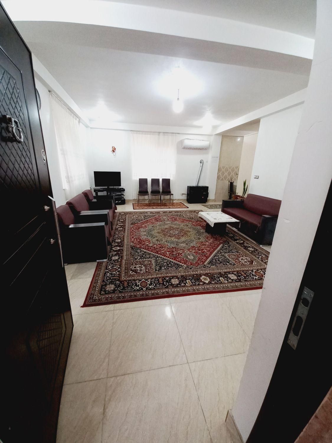 اجاره ویلابسیارزیبا ودلنشین درمکان امن|اجارهٔ کوتاه‌مدت آپارتمان و سوئیت|خمام, |دیوار