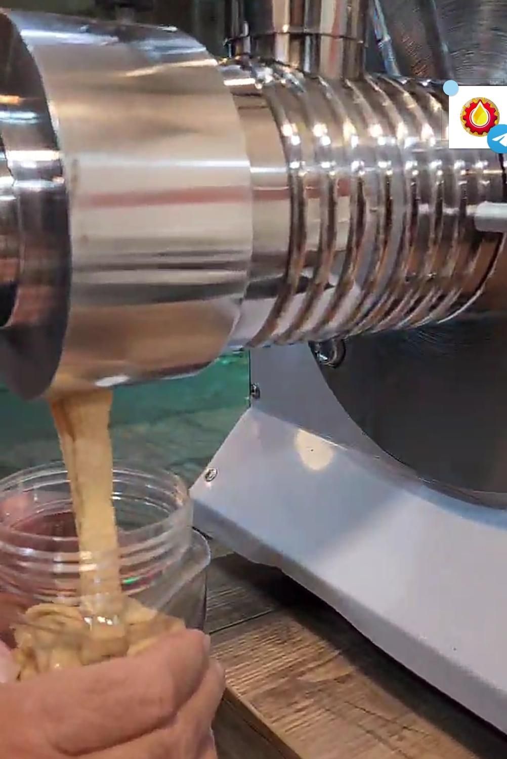 دستگاه نوتلا کره ای شکلاتی کرم ساز|ماشینآلات صنعتی|آباده, |دیوار