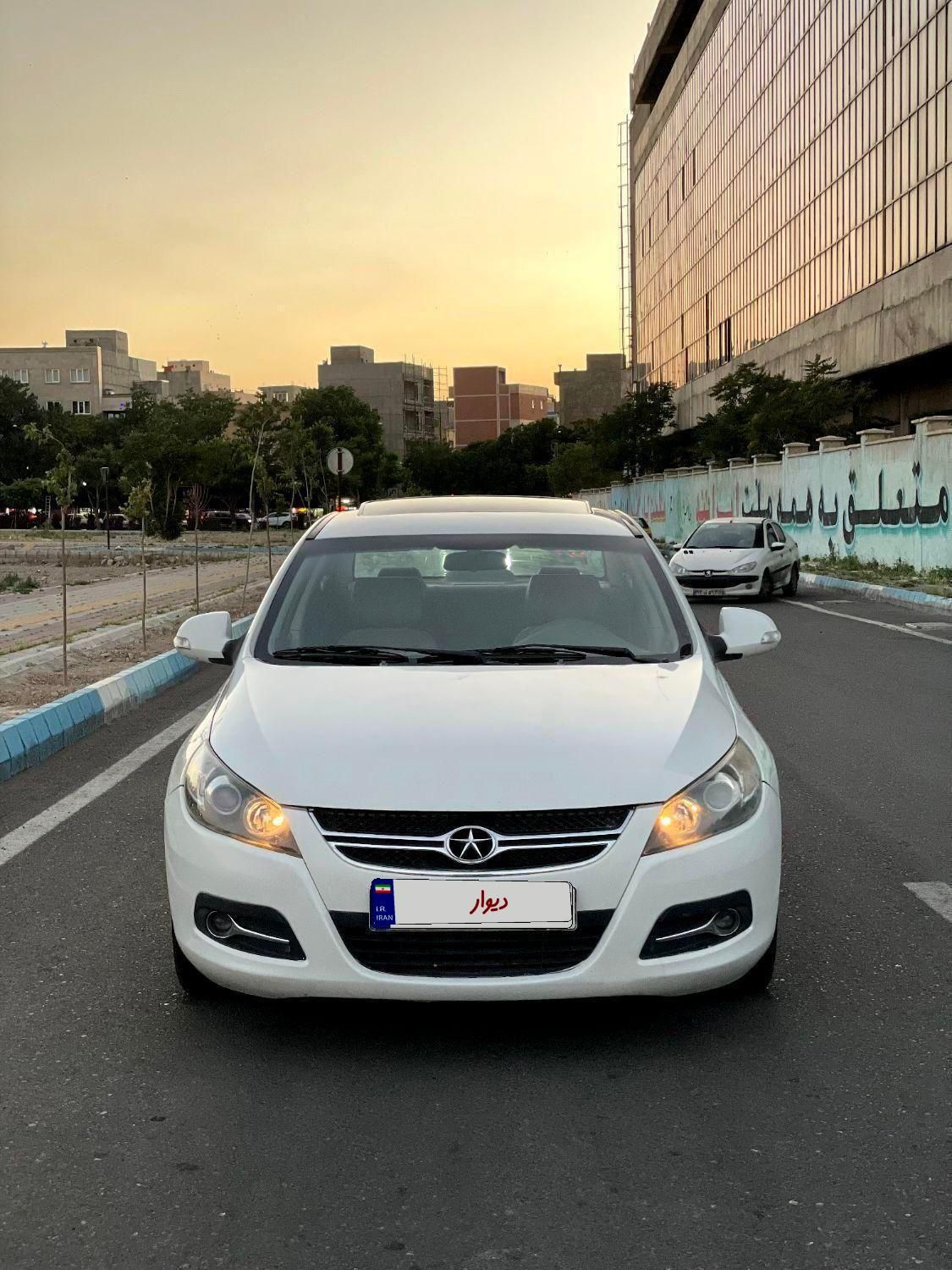 جک J5 دنده‌ای 1500cc بدون رنگ ، مدل ۱۳۹۳|خودرو سواری و وانت|تبریز, |دیوار