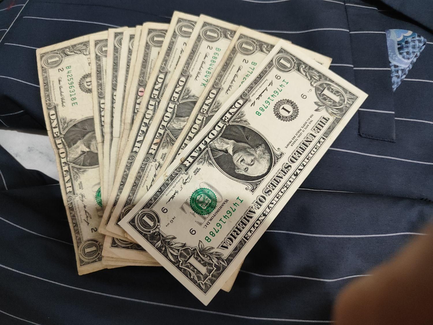 دلار کلکسیونی سریال ها پشت همدیگه|کلکسیون سکه، تمبر، اسکناس|کرج, عظیمیه|دیوار