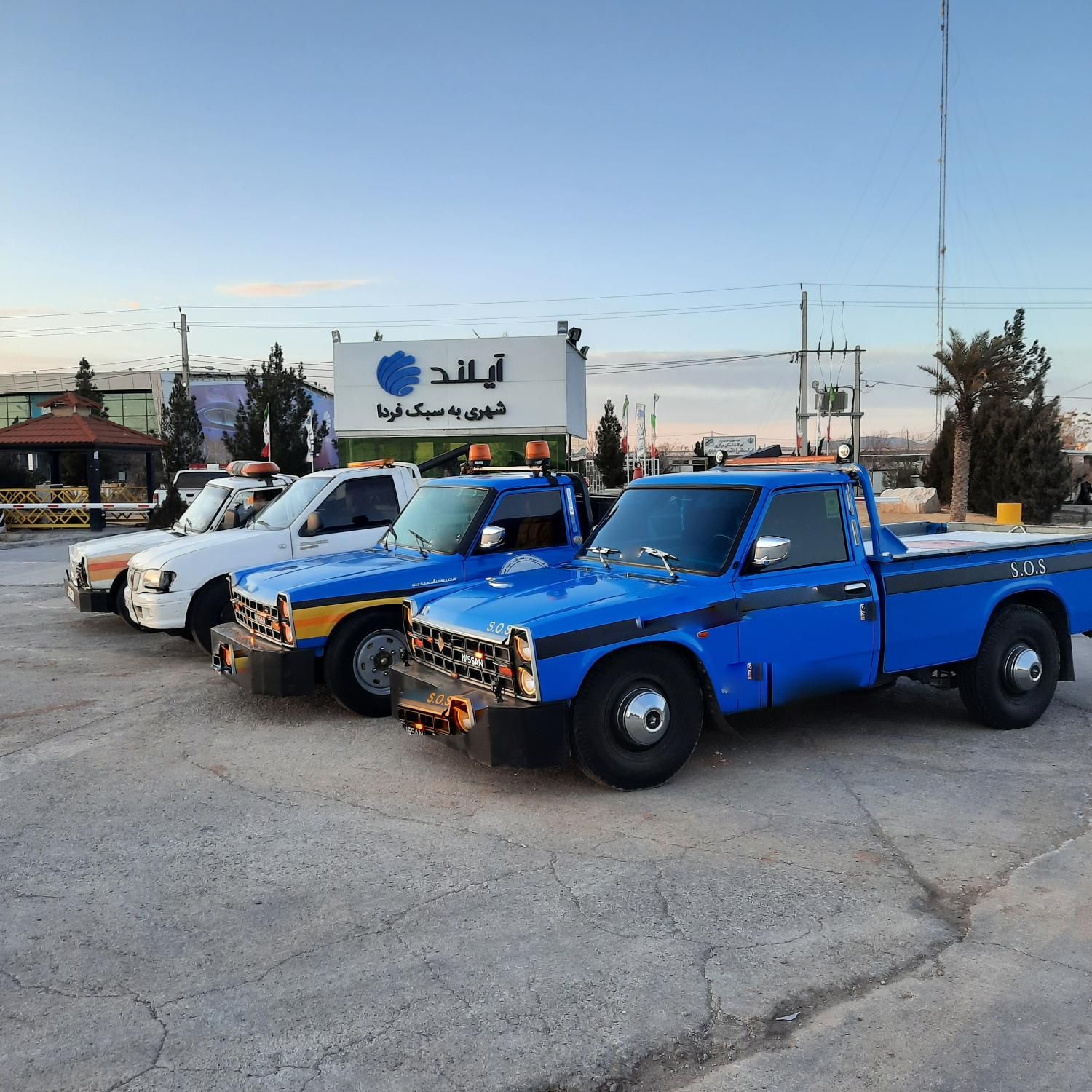 امدادخودرو و یدک کش پرند / رباط کریم / فرودگاه|خدمات حمل و نقل|پرند, |دیوار