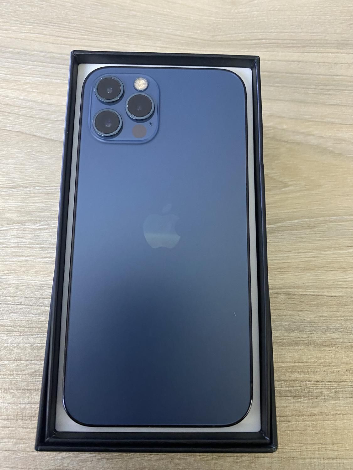 apple 13 پرو 256 در حد آکبند است|موبایل|مشهد, احمدآباد|دیوار