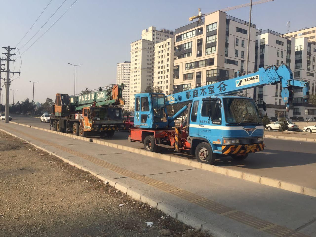 جرثقیل دکل بلند سنگین و سبک و کفی و همچنین سبد دار|خدمات حمل و نقل|تهران, شهرک غرب|دیوار